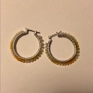 Color fading hoop earrings